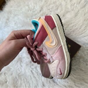 Nike Strawberry milk dunks